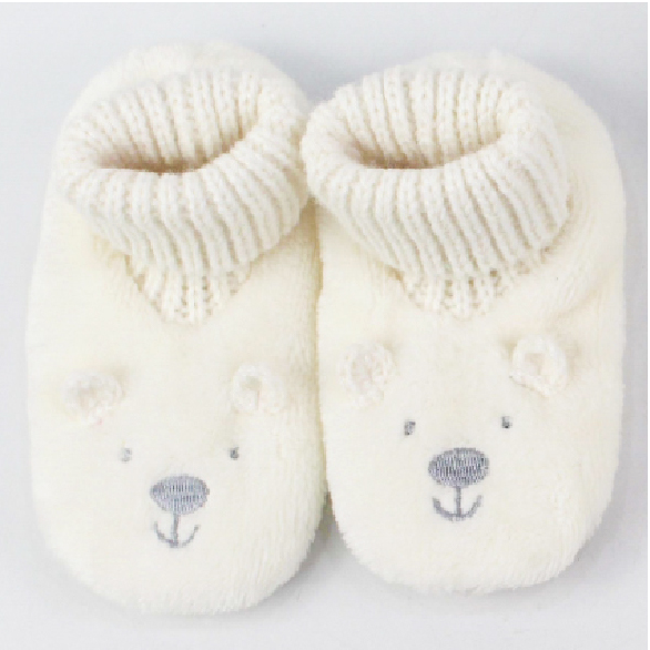 Children's indoor slippers